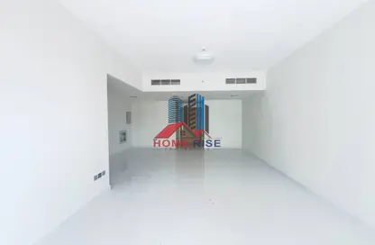 Apartment - 2 Bedrooms - 3 Bathrooms for rent in Muwaileh 29 Building - Muwaileh - Sharjah