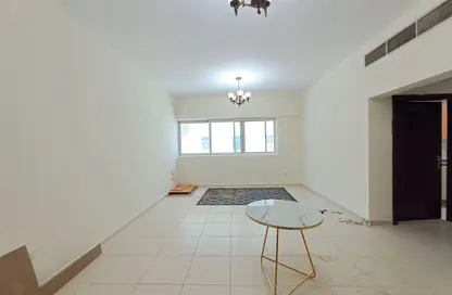 Apartment - 1 Bedroom - 2 Bathrooms for rent in Mankhool Building - Mankhool - Bur Dubai - Dubai