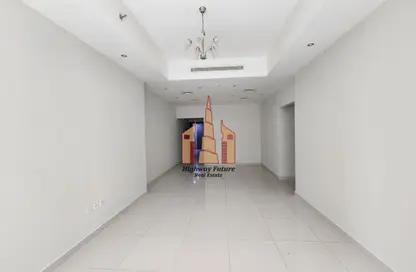 شقة - 2 غرف نوم - 3 حمامات للايجار في برج صحارى 4 - مجمع صحارى - النهدة - الشارقة شقة - 2 غرف نوم - 3 حمامات للايجار في برج صحارى 4 - مجمع صحارى - النهدة - الشارقة