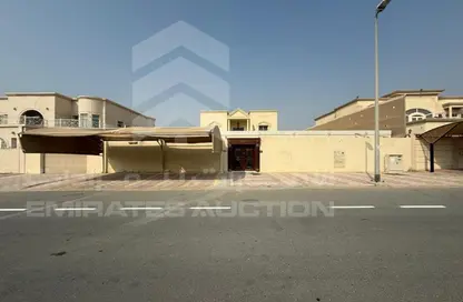 Villa - 3 Bedrooms - 2 Bathrooms for sale in Al Mizhar 1 - Al Mizhar - Dubai