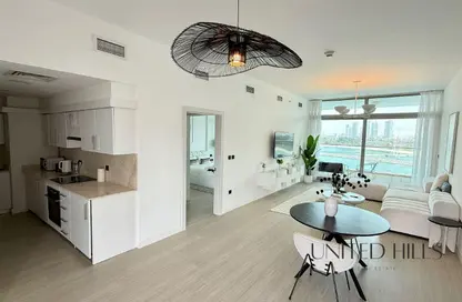 Apartment - 1 Bedroom - 2 Bathrooms for sale in Azure Residences - Palm Jumeirah - Dubai
