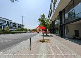 Retail - 2 bathrooms for rent in Al Muteena - Deira - Dubai