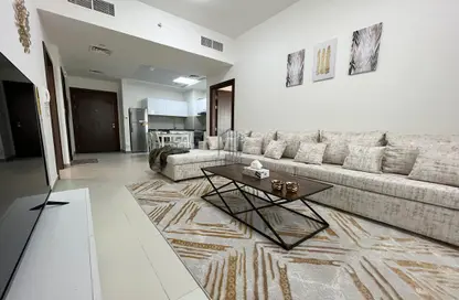 Living Room image for: Apartment - 2 Bedrooms - 3 Bathrooms for rent in Binghatti Gateway - Al Jaddaf - Dubai, Image 1