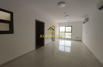 Apartment - 1 Bedroom - 2 Bathrooms for rent in Hai Al Qalaa - Al Jaheli - Al Ain