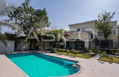 Villa - 4 Bedrooms - 5 Bathrooms for rent in Legacy - Jumeirah Park - Dubai