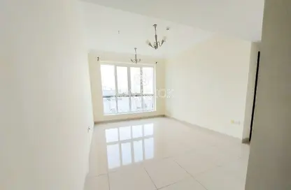 Empty Room image for: Apartment - 1 Bedroom - 2 Bathrooms for rent in Ibtikar 1 - Al Majaz 2 - Al Majaz - Sharjah, Image 1