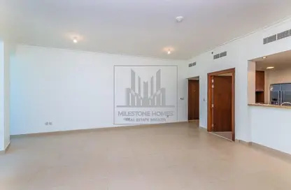 Empty Room image for: Apartment - 2 Bedrooms - 3 Bathrooms for rent in Burj Vista 1 - Burj Vista - Downtown Dubai - Dubai, Image 1