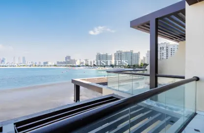 Apartment - Studio - 1 Bathroom for sale in Club Vista Mare - Palm Jumeirah - Dubai