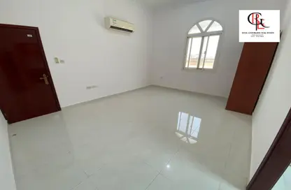 شقة - 2 غرف نوم - 1 حمام للايجار في مركز محمد بن زايد - مدينة محمد بن زايد - أبوظبي
