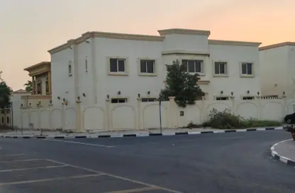 Villa - 7+ Bedrooms - 7+ Bathrooms for sale in Al Quoz 1 Villas - Al Quoz 1 - Al Quoz - Dubai