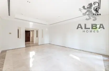 Villa - 5 Bedrooms - 6 Bathrooms for rent in Meadows 6 - Meadows - Dubai