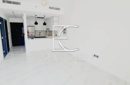 Apartment - 1 Bedroom - 2 Bathrooms for rent in Gardenia Livings - Arjan - Dubai