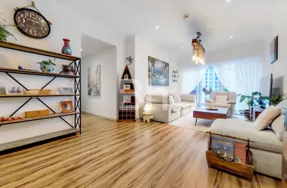 Apartment - 3 Bedrooms - 3 Bathrooms for sale in Marina Heights - Dubai Marina - Dubai