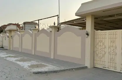 فيلا - 4 غرف نوم - 6 حمامات للبيع في فلل الروضة 2 - 2  الروضة - الروضة - عجمان