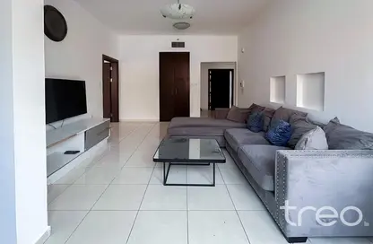 شقة - غرفة نوم - 2 حمامات للبيع في أستوريا - منطقة 11 - قرية الجميرا سركل - دبي