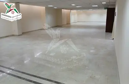 Show Room - Studio - 2 Bathrooms for rent in Khalifa Street - Central District - Al Ain