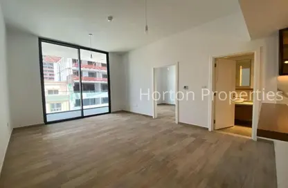Apartment - 1 Bedroom - 2 Bathrooms for rent in Hamilton House - Jumeirah Village Circle - Dubai