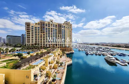 Apartment - 3 Bedrooms - 5 Bathrooms for sale in Marina Residences 3 - Marina Residences - Palm Jumeirah - Dubai