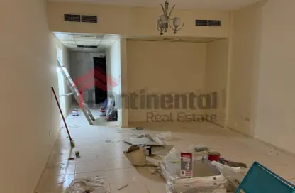 Apartment - 1 Bedroom - 2 Bathrooms for rent in Muwaileh - Sharjah