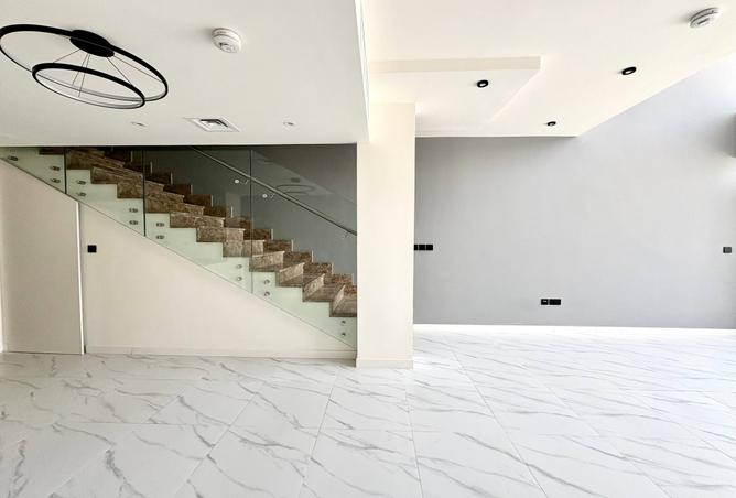 15976004 - Property Image 2