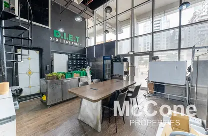 Shop - Studio for rent in Oxford Tower - Business Bay - Dubai