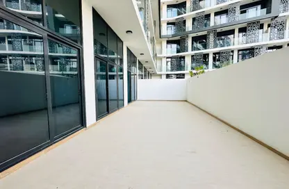 Apartment - 2 Bedrooms - 2 Bathrooms for rent in The Gate - Masdar City - Abu Dhabi