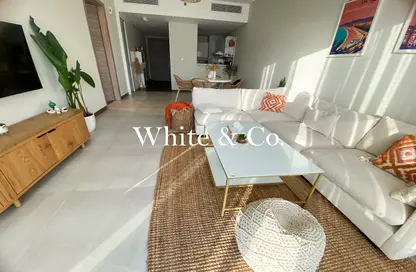 Apartment - 1 Bedroom - 2 Bathrooms for sale in SOL Bay - Business Bay - Dubai