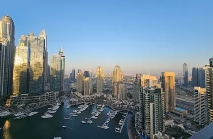 Apartment - 3 Bedrooms - 4 Bathrooms for rent in No.9 - Dubai Marina - Dubai