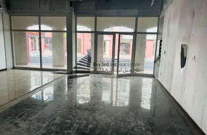 متجر - استوديو للايجار في واي-11 - طراز إنجليزي - المدينة الدولية - دبي