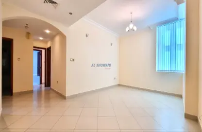 شقة - 2 غرف نوم - 2 حمامات للايجار في القصيص - دبي