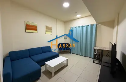 Apartment - 1 Bedroom - 1 Bathroom for rent in Safia Tower - Al Majaz 3 - Al Majaz - Sharjah
