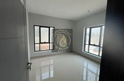 Apartment - 1 Bedroom - 1 Bathroom for rent in Ajman Creek Towers - Al Rashidiya 1 - Al Rashidiya - Ajman