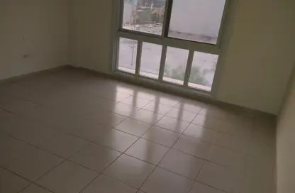 شقة - غرفة نوم - 1 حمام للايجار في روز2 - حدائق الإمارات 1 - قرية الجميرا سركل - دبي