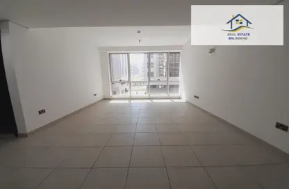 Empty Room image for: Apartment - 1 Bedroom - 2 Bathrooms for rent in Tourist Club Area - Abu Dhabi, Image 1