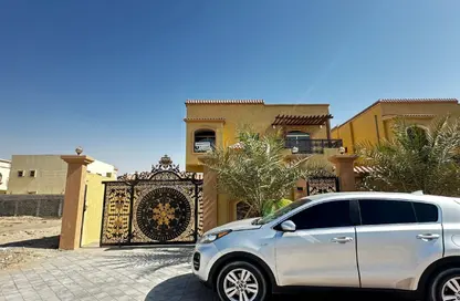فيلا - 5 غرف نوم - 7 حمامات للبيع في 1 المويهات - المويهات - عجمان