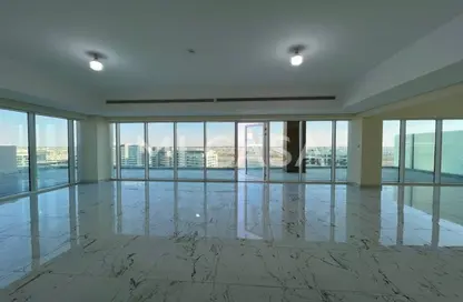 Empty Room image for: Apartment - 5 Bedrooms - 5 Bathrooms for rent in Al Seef - Al Raha Beach - Abu Dhabi, Image 1