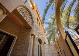 Villa - 4 bedrooms - 6 bathrooms for rent in Al Mushrif Villas - Al Mushrif - Abu Dhabi