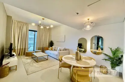 Living / Dining Room image for: Apartment - 1 Bedroom - 2 Bathrooms for rent in Euro Residence - Barsha Heights (Tecom) - Dubai, Image 1