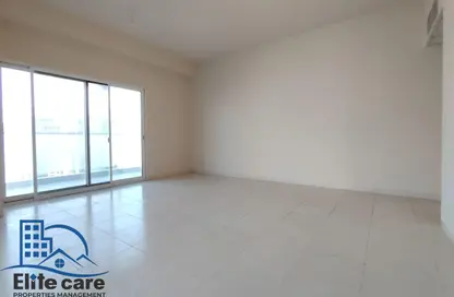 Apartment - 2 Bedrooms - 3 Bathrooms for rent in Baynuna Tower 2 - Corniche Road - Abu Dhabi