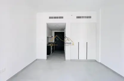 Apartment - Studio - 1 Bathroom for rent in East Village - Aljada - Sharjah