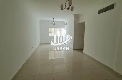 Apartment - 1 Bedroom - 1 Bathroom for rent in Al Khan - Sharjah