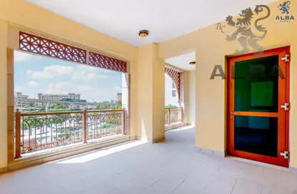 Apartment - 2 Bedrooms - 3 Bathrooms for sale in Marina Residences 4 - Marina Residences - Palm Jumeirah - Dubai