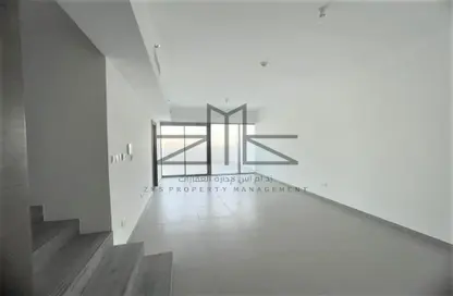 Empty Room image for: Duplex - 3 Bedrooms - 4 Bathrooms for rent in C10 Tower - Najmat Abu Dhabi - Al Reem Island - Abu Dhabi, Image 1