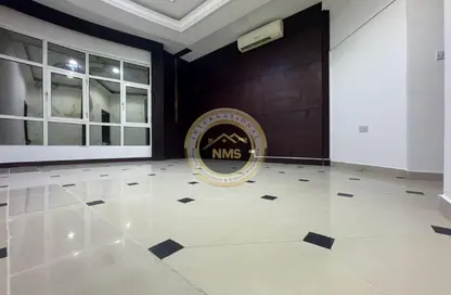 Apartment - 1 Bedroom - 1 Bathroom for rent in Al Mushrif Villas - Al Mushrif - Abu Dhabi