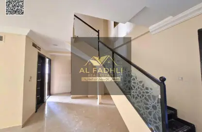 دوبلكس - 3 غرف نوم - 3 حمامات للايجار في بناية النافورة 1 - 2  الروضة - الروضة - عجمان