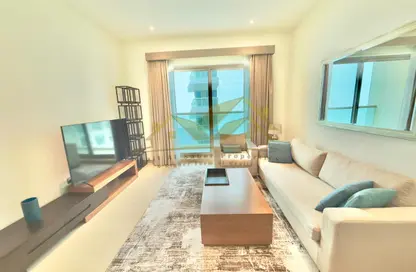 Apartment - 1 Bedroom - 2 Bathrooms for rent in Jumeirah Garden City - Al Satwa - Dubai
