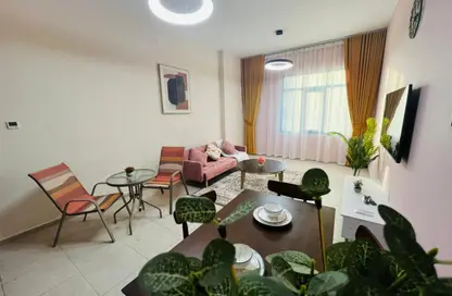 شقة - غرفة نوم - 1 حمام للايجار في أبراج القصر 2 - أبراج القصر - واحة السيليكون - دبي