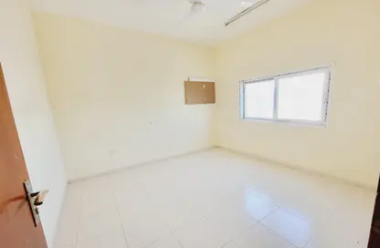 Empty Room image for: Apartment - 1 Bedroom - 1 Bathroom for rent in Fire Station Road - Muwaileh - Sharjah, Image 1