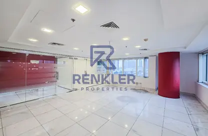 Office Space - Studio - 2 Bathrooms for rent in One Lake Plaza - JLT Cluster T - Jumeirah Lake Towers - Dubai Office Space - Studio - 2 Bathrooms for rent in One Lake Plaza - JLT Cluster T - Jumeirah Lake Towers - Dubai