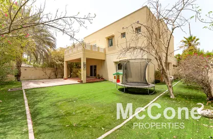 Villa - 4 Bedrooms - 6 Bathrooms for rent in Meadows 9 - Meadows - Dubai